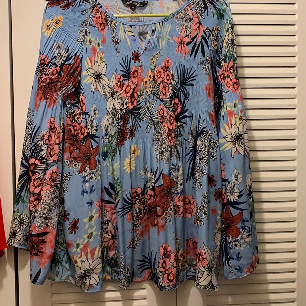 Charlie B light long sleeve floral blouse, wide sleeves, cinched smock center